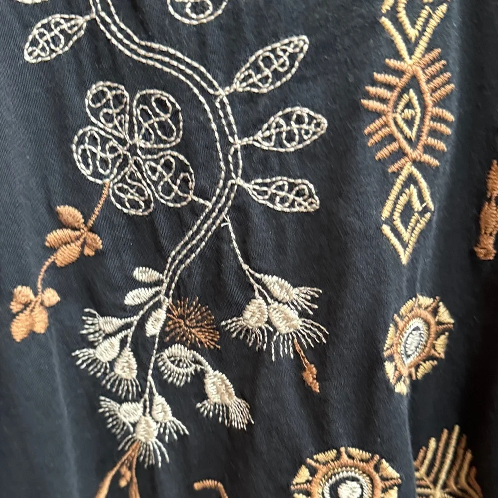 Johnny Was Black Top with Intricate Embroidery in White and Copper - Picture 4 of 6